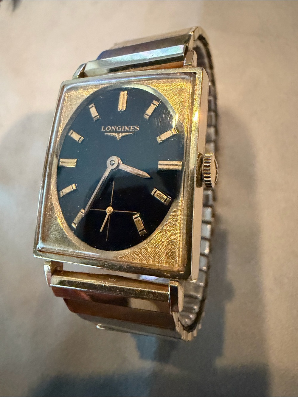 Vintage Longines-Wittnauer 17 Jewel Mechanical Watch